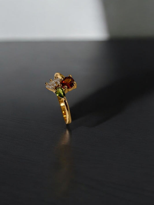 Golden Radiance Gem Adjustable Ring