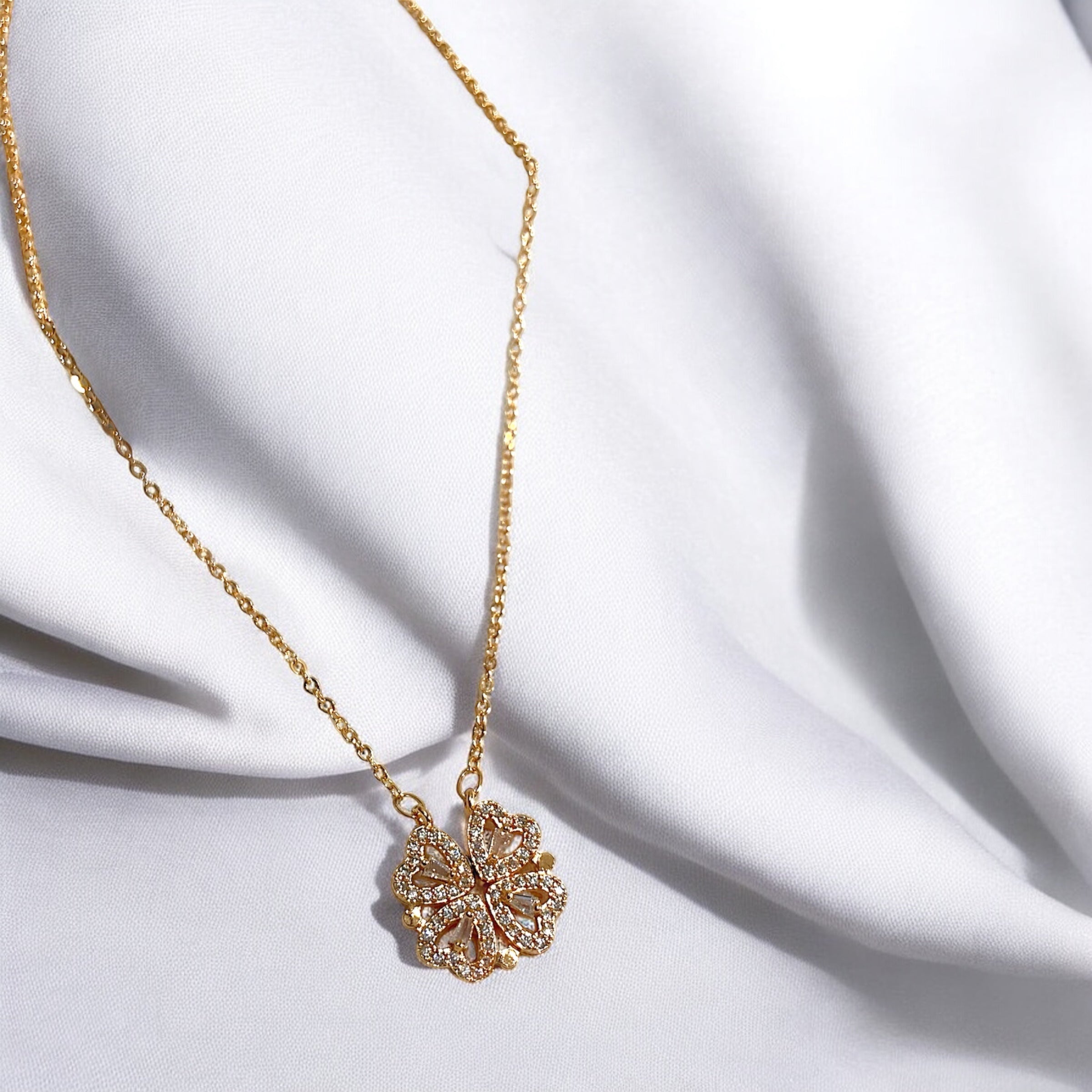 Golden Clover Elegance Necklace