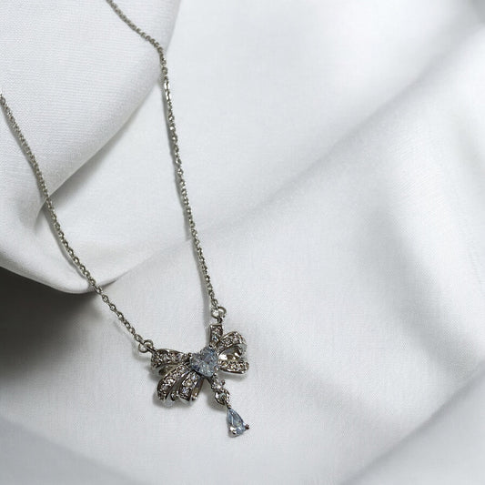 Sparkling Bow Elegance Necklace