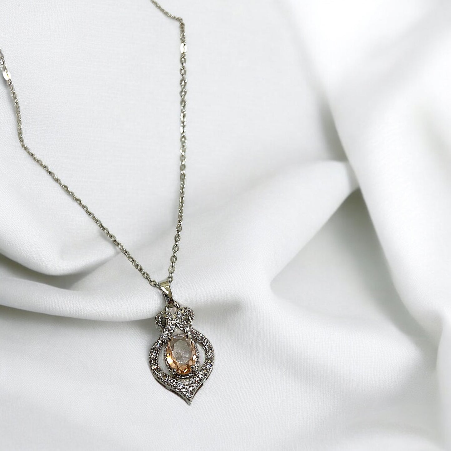 Regal Glow Pendant Necklace